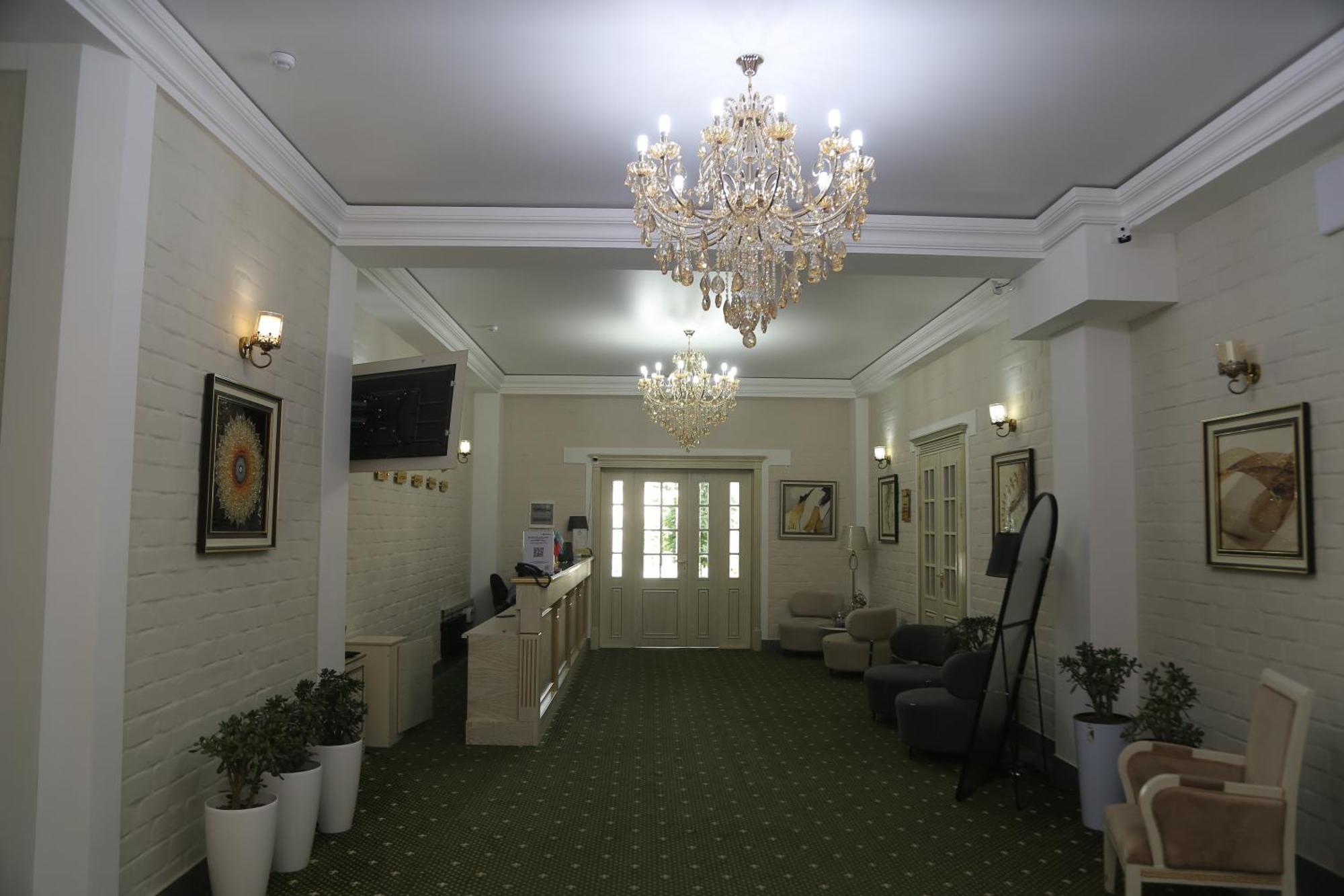 Bek Plus Hotel Takchilik Exterior foto